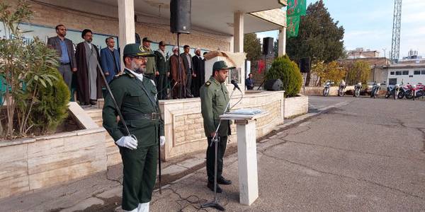صبحگاه مشترک نیروهای مسلح شهرستان محلات در سپاه ناحیه محلات برگزار شد.