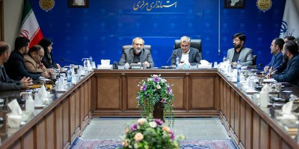 گفتمان هویت در استان مرکزی جاری شده و به سطح کشور تسری یافته است