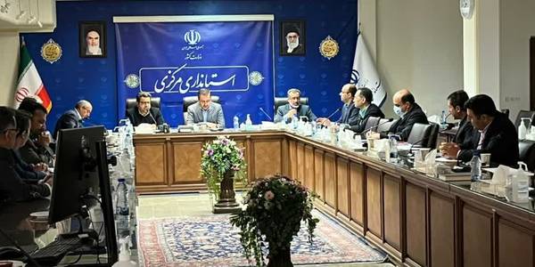 دومین جلسه کمیته وصول مطالبات شرکت گاز استان به ریاست میرزاخانی معاون هماهنگی امور اقتصادی وتوسعه منطقه ای برگزار شد.
در این جلسه ضمن بررسی مصوبات قبل، بر تلاش واستفاده کامل شرکت گاز استان از ظرفیت های قانونی وامکانات نیروی انسانی وتجهیزات برای وصول مطالبات تاکید شد.
در این جلسه مقرر شد دستگاه های اجرایی نیز پرداخت مطالبات شرکت گاز را در اولویت قرار داده وسازمان مدیریت وبرنامه ریزی واداره کل اموراقتصاد دارایی نیز  نظارت نمایند.

@Economicostandarimarkazi