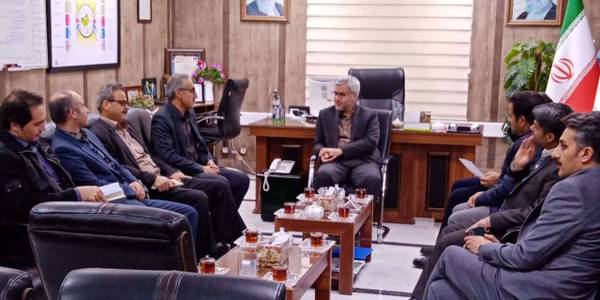 نشست مدیر عامل شرکت گاز استان با فرماندار شهرستان خمین برگزار شد.