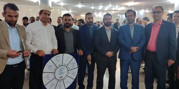 بازدید معاون امور دهیاری های سازمان شهرداری ها و دهیاری های کشور از غرفه استان مرکزی در رویداد تکام