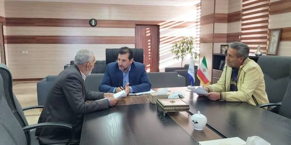 دیدار چهره ‌به ‌چهره مهندس وروانی فراهانی فرماندار شهرستان آشتیان با مردم شریف شهرستان آشتیان