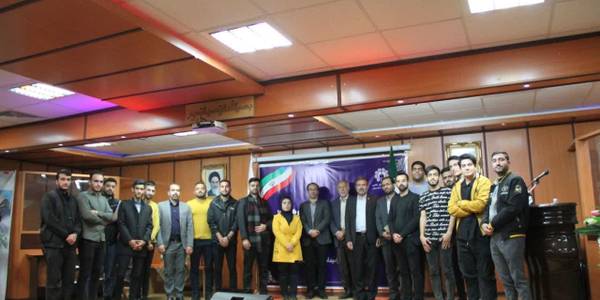 در آستانه روز_دانشجو؛ نشست پرسش و پاسخ دبیران انجمنهای علمی و کانون‌های فرهنگی با رئیس دانشگاه تفرش برگزار شد