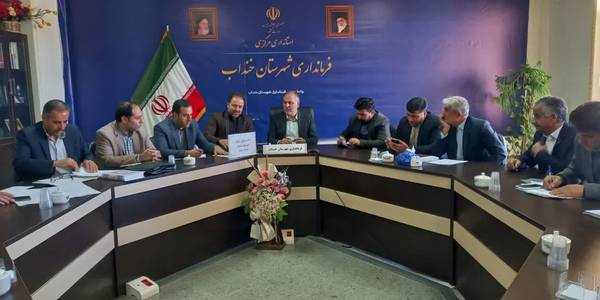 جلسه شورای مسکن شهرستان خنداب با حضور اسدی معاون هماهنگی امور عمرانی استانداری مرکزی
