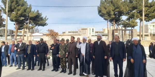 همزمان با سراسر کشور اجتماع مردم ولایتمدار شهرستان آشتیان در حمایت از مردم مظلوم فلسطین