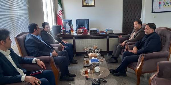 دیدار مدیرکل نوسازی و تجهیز مدارس با فرماندار شهرستان خنداب