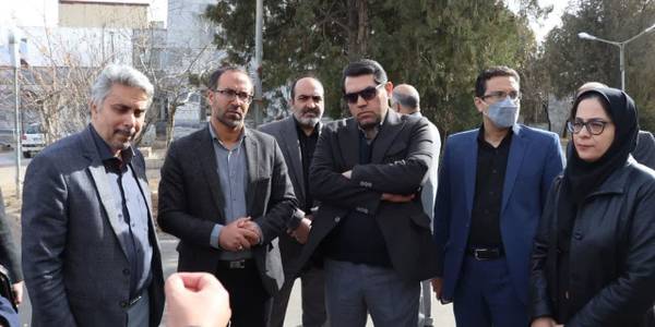 بازدید فرماندار و رئیس دانشگاه علوم پزشکی اراک از بیمارستان والفجر تفرش