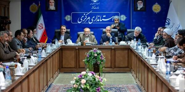 هفته فرهنگی خمین در ایام ولادت حضرت زهرا(س) و امام راحل برگزار می‌شود-  رویداد "بر آستان آفتاب" فرصت تقویت نظام هویتی استان مرکزی