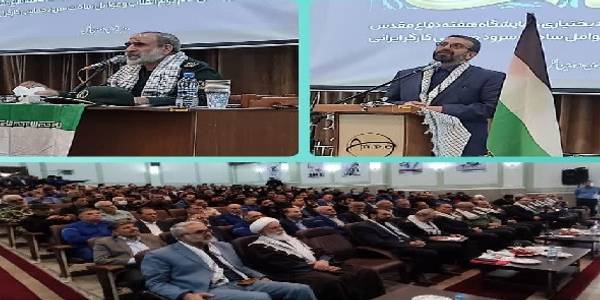 علی رغم تهدیداتِ پیچیده دشمن، شتاب و رشد پیشرفت‌های صنایع ما در حوزه‌های نظامی و دفاعی قابل مقایسه با گذشته نیست و دشمن از این موضوع در هراس و نگرانی است و این نتیجه تفکر بسیجی است.