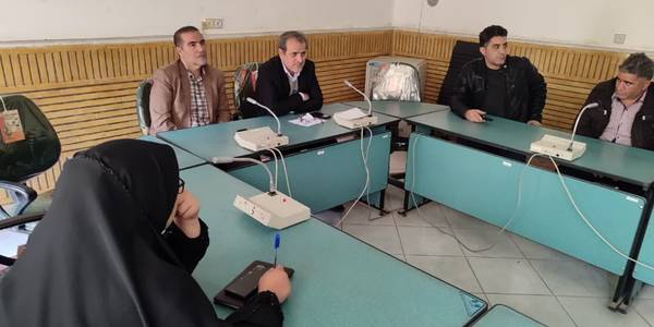 برگزاری کارگاه آموزشی با عنوان آشنایی با سامانه ستاد ویژه دهیاران بخش مرکزی و زاویه شهرستان زرندیه