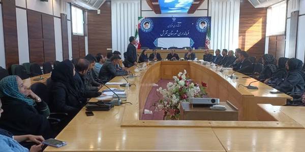 نشست فرماندار با برخی از کسبه شهر تفرش