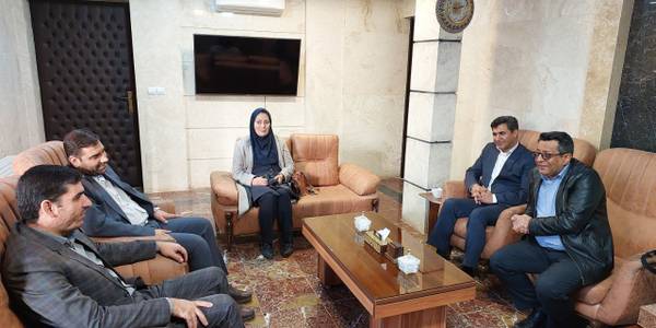 دیدار معاون بهداشت و رییس مرکز بهداشت استان مرکزی با سرپرست فرمانداری شهرستان محلات