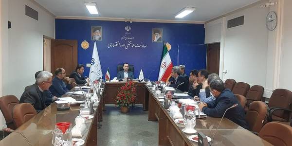 به منظور بررسی آخرین وضعیت پروژه های نیرو رسانی به شهرکها ونواحی صنعتی جلسه ای به ریاست معاون هماهنگی امور اقتصادی وتوسعه منطقه ای وبا حضور مدیران عامل برق ،شهرکهای صنعتی وسازمان مدیریت برگزار وضمن پایش ورصد مهم ترین پروژه های برق رسانی به شهرک های صنعتی در خصوص چگونگی رفع مشکلات موجود در مسیر اجرای این طرح ها،بحث وتبادل نظر وتصمیماتی اتخاذ شد.
چهارشنبه۱۴۰۲-۰۹-۱۵