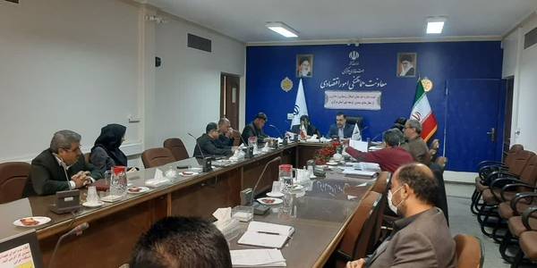 نظارت بر تسهیلات پرداخت شده اوایجاد وامهای روستایی وعشایری
جلسه کارگروه نظارت بر تسهیلات پرداخت شده از محل متابع قانون حمایت از توسعه وایجاد وامهای روستایی وعشایری با استفاده از منابع صندوق توسعه ملی به ریاست میرزاخانی معاون هماهنگی امور اقتصادی وتوسعه منطقه ای با حضور اعضای عضو کارگروه برگزار گردید.
در این جلسه گزارش دستگاههای اجرایی وبانک های عامل وتیم نظارت استان در خصوص موارد مغایر با قانون ارائه وتصمیمات لازم اتخاذ گردید.
چهار شنبه۱۴۰۲-۰۹-۱۵
@Economicostandarimarkazi