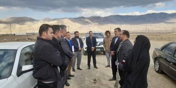 بازدید دکتر اتابکی فرماندار و خوشنویسان مدیرعامل شرکت شهرک‌های صنعتی استان از فاز دوم شهرک صنعتی تفرش