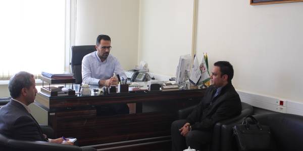 نشست با مدیرعامل شرکت اکسیرآزما.