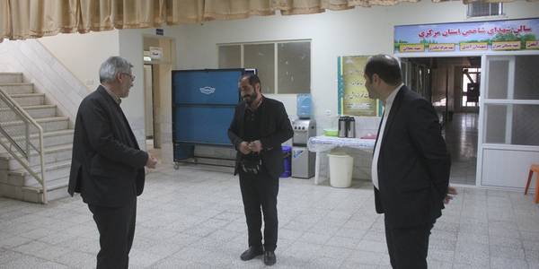 فرماندار از بیت تاریخی حضرت امام (ره) و اردوگاه فرهنگی ، تربیتی حضرت امام (ره) در خمین بازدید کرد