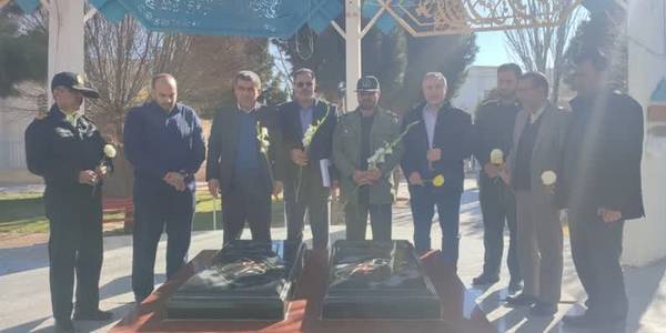 مزار مطهر شهدای گمنام شهر مأمونیه گلباران شد