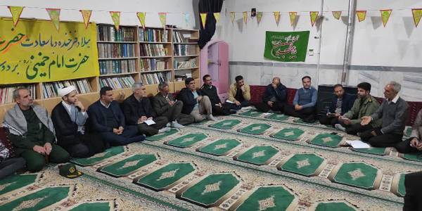 نشست بررسی مسائل و مشکلات محلات محسن آباد خمین برگزار شد