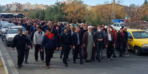 فرماندار ساوه:
بانیان و طراحان حمله تروریستی کرمان منتظر انتقامی سخت باشند