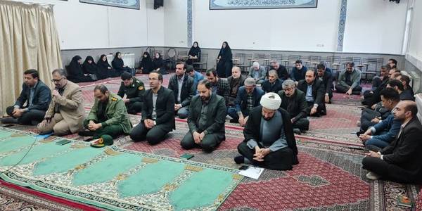 برگزاری جلسه شورای اداری و درس اخلاق مدیران شهرستان