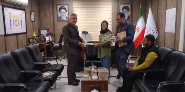 از برگزیدگان شهرستانی مسابقات بین المللی نقاشی و قصه گویی آئینی سنتی تجلیل شد