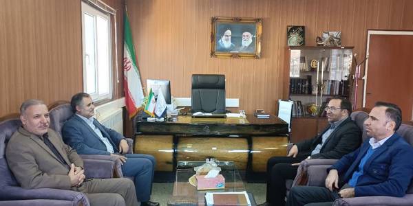 دیدار مهندس آمره ای مدیرعامل آب منطقه ای و اسدی معاون مدیرعامل با فرماندار