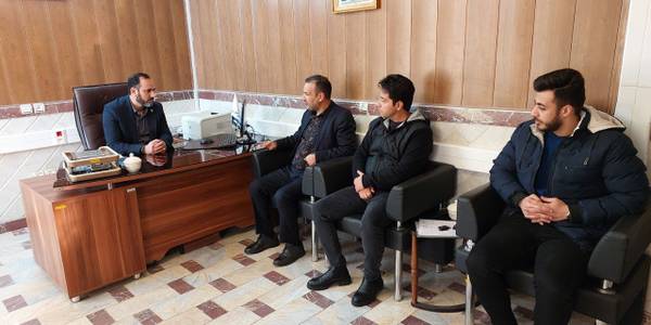 دیدار رییس شبکه بهداشت و درمان شهرستان ،  رییس بنیاد مسکن شهرستان ورییس دفتر تهران دکتر سلیمی نماینده مردم شهرستان های محلات و دلیجان با کاظم زاده معاون سیاسی امنیتی و اجتماعی فرمانداری شهرستان محلات