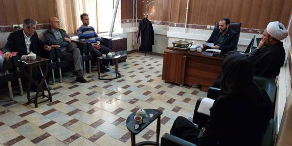 جلسه معاون سیاسی امنیتی و اجتماعی فرمانداری شهرستان محلات با هیات اجرایی انتخابات