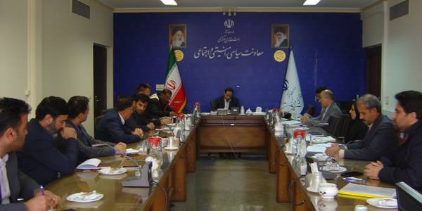 جلسه کمیته نظارت بر فرآیند تهیه تولید و توزیع مواد شیمیایی و زیستی خطرناک استان ساعت 30-10 صبح روز پنجشنبه مورخ 28-10-1402 به ریاست آقای جیریایی معاون اداره کل امنیتی و انتظامی استان برگزار گردید.