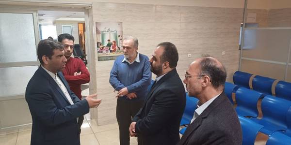 آلام بیماران و همراهان ایشان با برخورد خوب و دریافت خدمات مناسب کاهش می‌یابد.