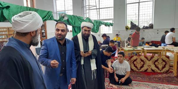 اعتکاف آثار تربیتی زیادی در حوزه های فردی و اجتماعی علی الخصوص در سنین جوانی و نوجوانی دارد.