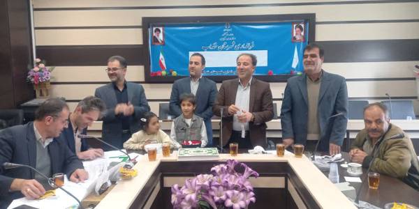 جلسه قرعه کشی متقاضیان طرح جوانی جمعیت و فرزند آوری شهرستان خنداب