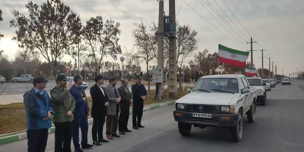 رژه خودرویی و موتوری به مناسبت چهل و پنجمین سالگرد پیروزی شکوهمند انقلاب اسلامی ایران و آغاز دهه مبارک فجر با حضور آقازیارتی فرماندار شهرستان فراهان و جمعی از مسئولین شهرستان، برگزار شد.