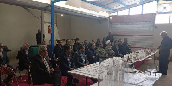 بهره‌برداری از فاز دوم شرکت تولیدی شیشه گران در شهرک صنعتی تفرش