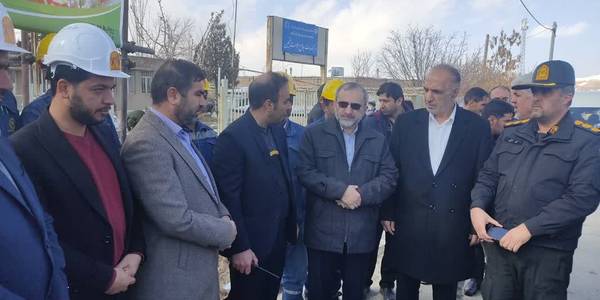 ۲۵ طرح شاخص توزیع برق شهرستان فراهان به بهره‌برداری رسید