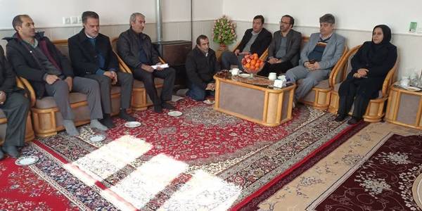 در چهل و پنجمین سالگرد پیروزی انقلاب اسلامی، ۴ واحد مسکن محرومین تحت پوشش کمیته امداد به نمایندگی در روستای #وسمق با حضور اتابکی فرماندار، درودیان بخشدار مرکزی، جمعی از مدیران دستگاه های اجرایی، شورای اسلامی، دهیاری و اهالی روستا به بهره‌برداری رسید.