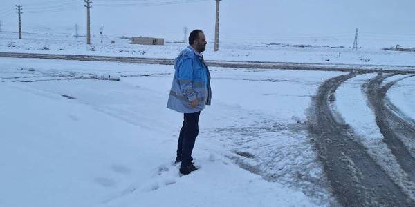 حضور میدانی دکتر ترکیان در محورهای مواصلاتی شهرستان