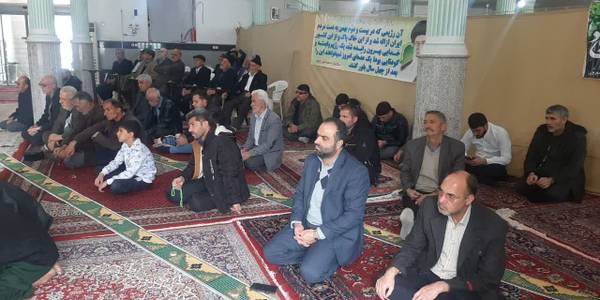 میز خدمت در نمازجمعه نیم ور برگزار شد.