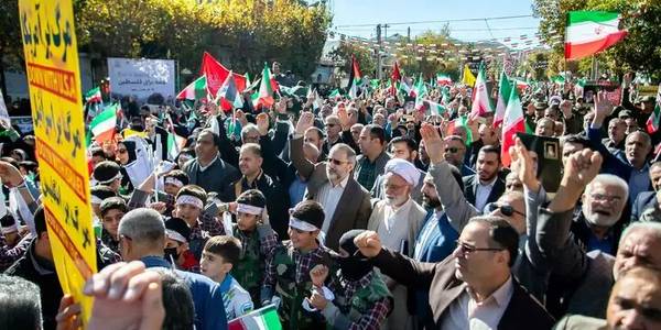 تقدیر از حضور پُرشور مردم استان مرکزی در راهپیمایی ۲۲ بهمن