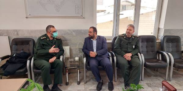 دیدار سرپرست فرمانداری شهرستان محلات با فرمانده و پرسنل سپاه ناحیه محلات
