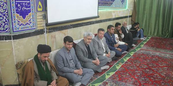 آئین تجلیل از دست اندرکاران برگزاری مراسم معنوی اعتکاف در شهرستان خمین برگزار شد