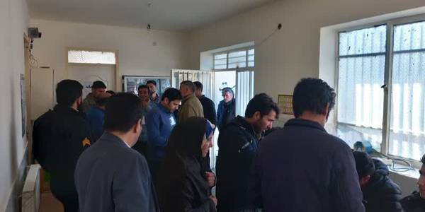 حضور مردم روستای فردقان پای صندق های رأی