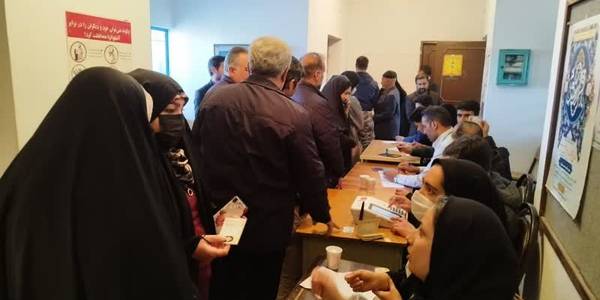 حضور پرشور مردم روستای ضیاء آباد پای صندوق های رأی