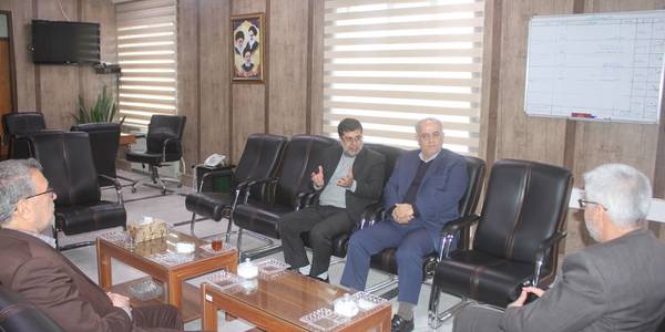 نشست معاون مدیر کل صمت استان با فرماندار شهرستان خمین برگزار شد