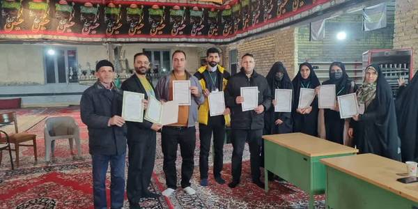 تقدیر و تشکر آقازیارتی فرماندار و رئیس هیأت اجرایی انتخابات شهرستان فراهان از عوامل اجرایی انتخابات