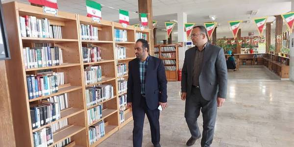 بازدید دکتر ترکیان از کتابخانه عمومی علامه طباطبایی