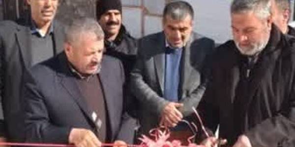 پروژه سنگ فرش و  جدول گذاری معابر روستای علیشار