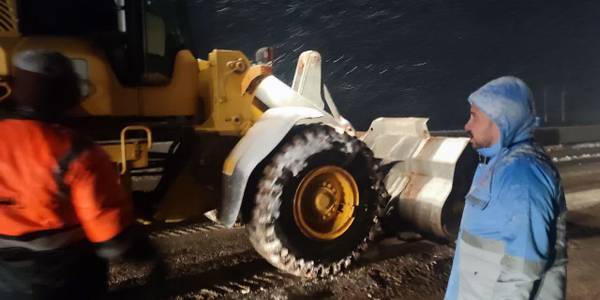 بازدید معاون عمرانی فرمانداری از دستگاه های خدمات رسان