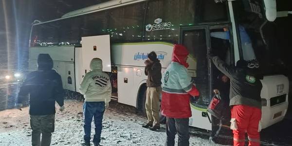 خدمات رسانی به مسافرین اتوبوس ایلام